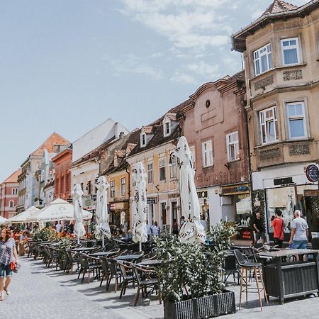 Republicii Rustic Apartament In Brasov City Center Bagian luar foto