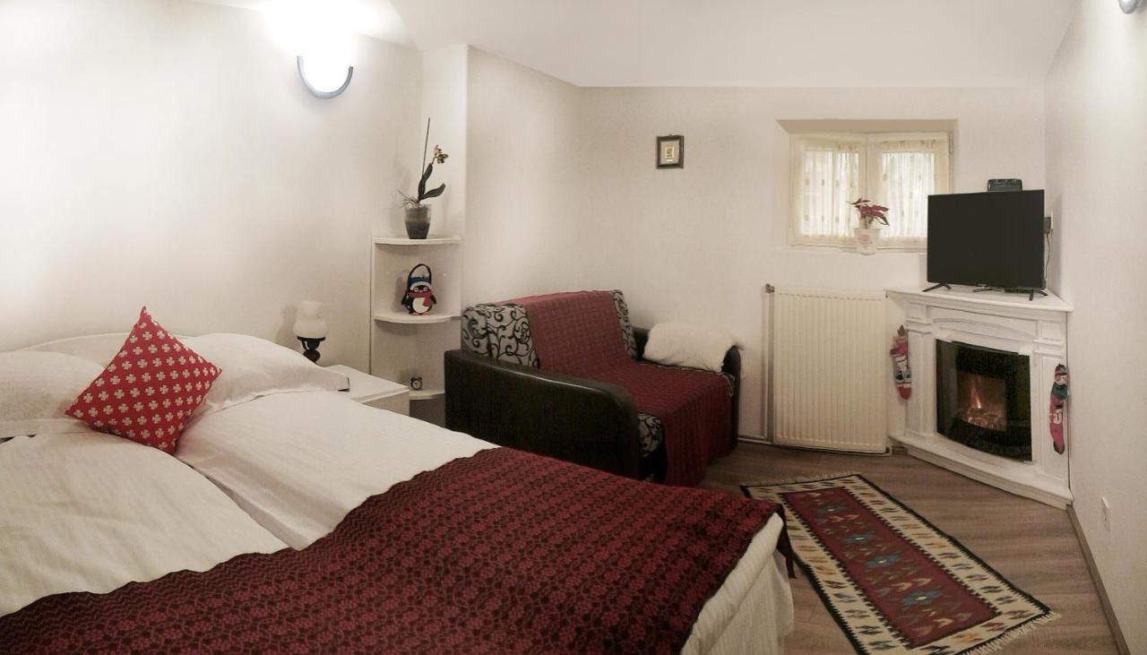 Republicii Rustic Apartament In Brasov City Center Bagian luar foto