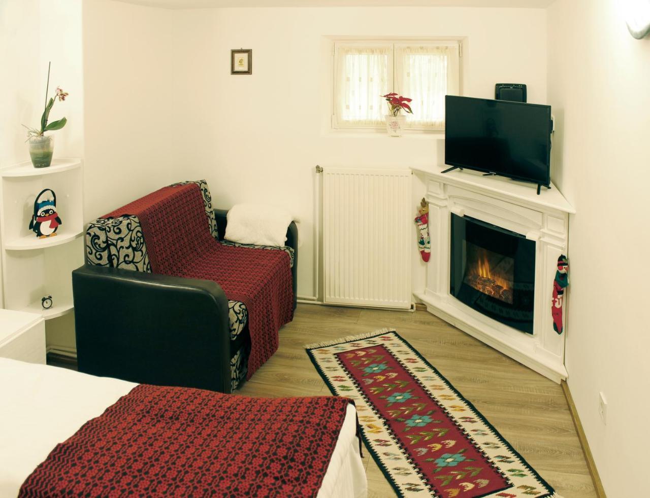Republicii Rustic Apartament In Brasov City Center Bagian luar foto